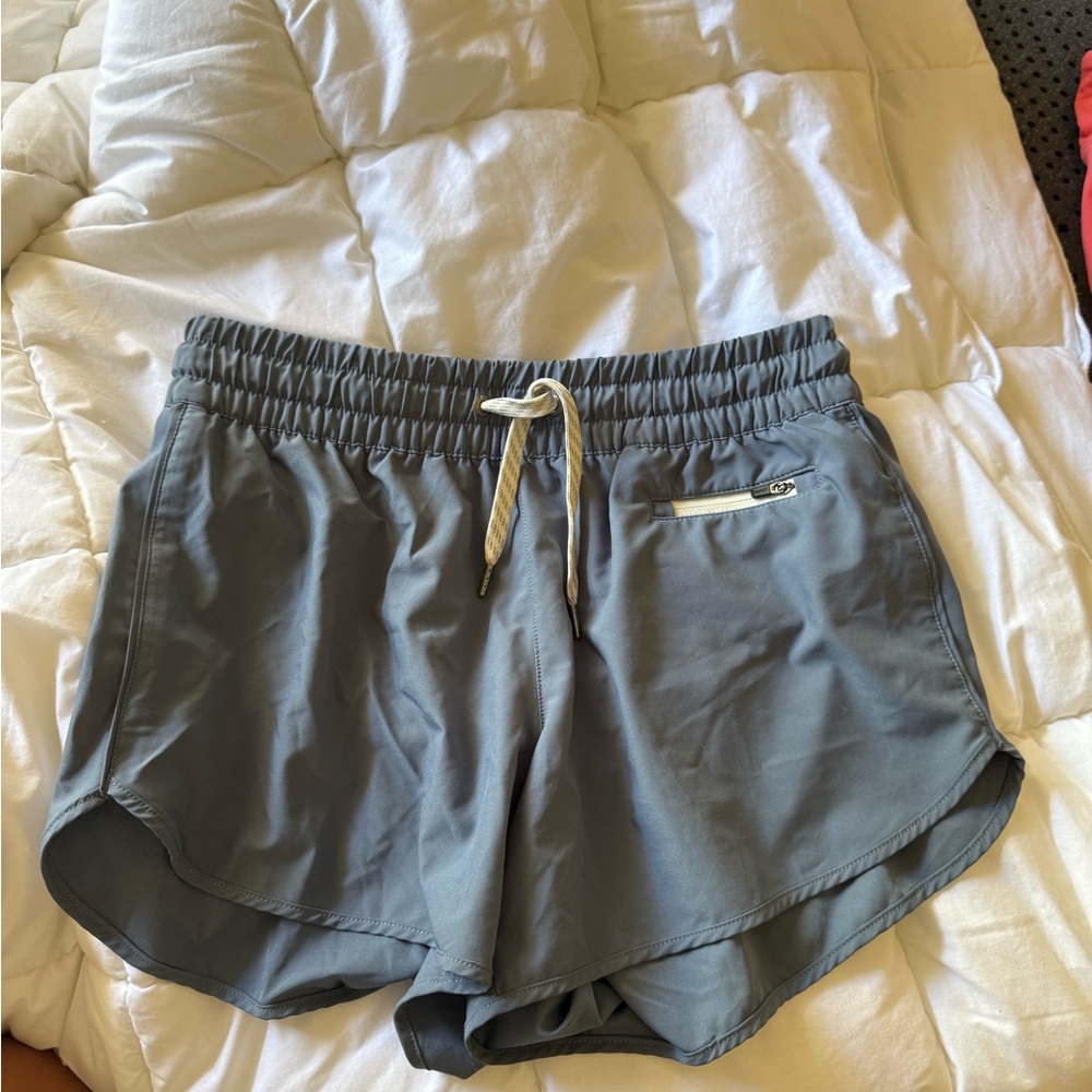 Women's Vuori Athletic Shorts